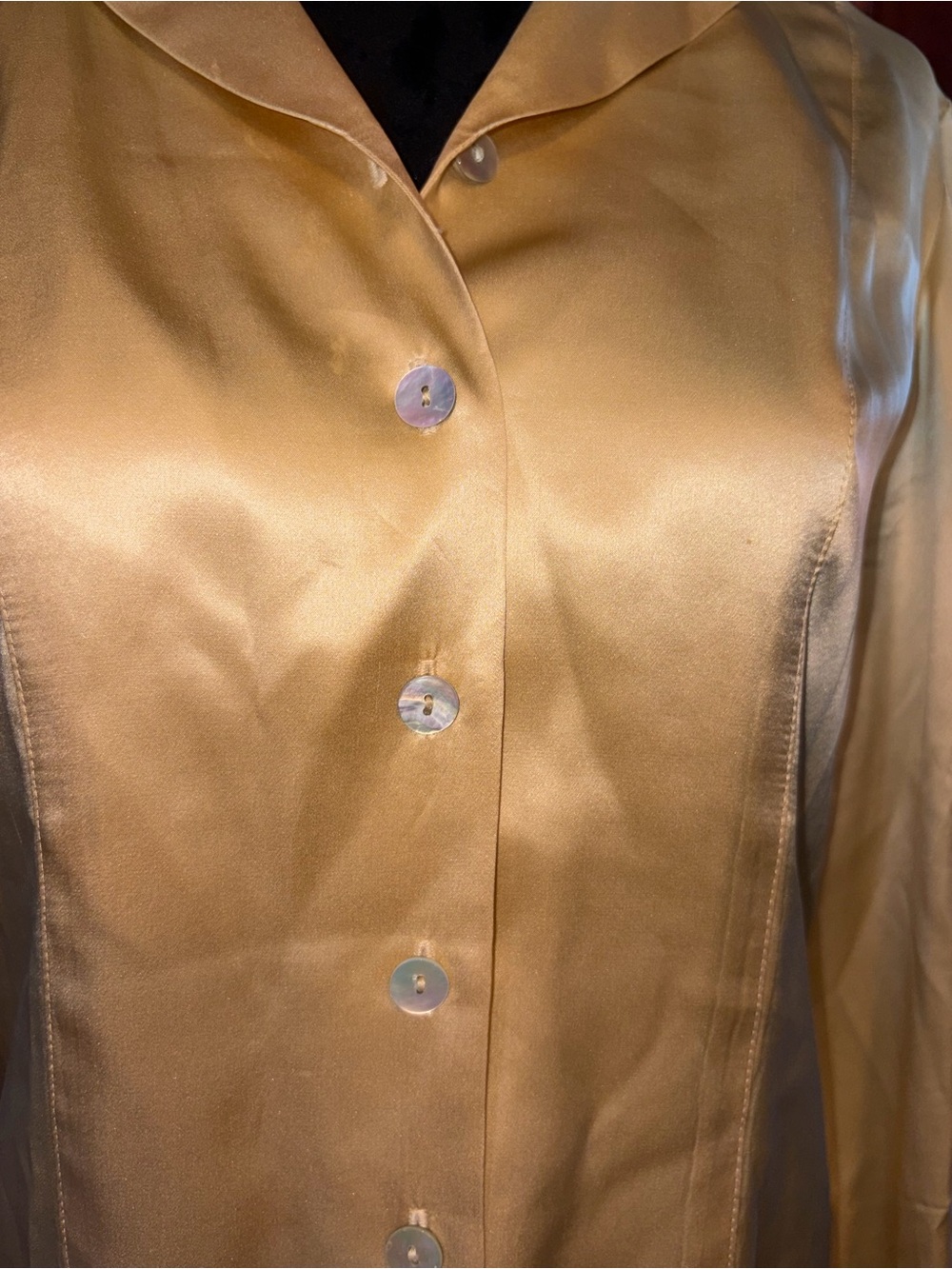Vintage %100 silk Liz Claiborne button up blouse - Picture 2 of 9